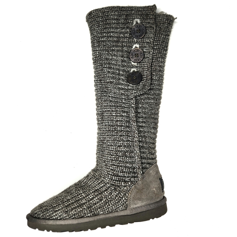 UGG Classic Cardigan Knit Boots in Gray size 8 - Picture 2 of 12